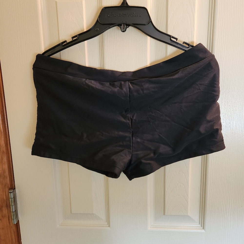 Black swim shorts boy shorts sz 2XL good coverage
